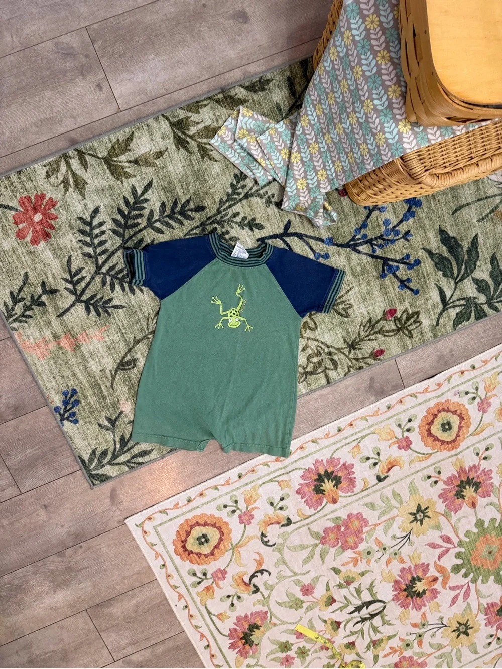Vintage 90s OshKosh B'gosh Green Frog Romper 24 Months 100% Cotton Short Sleeve